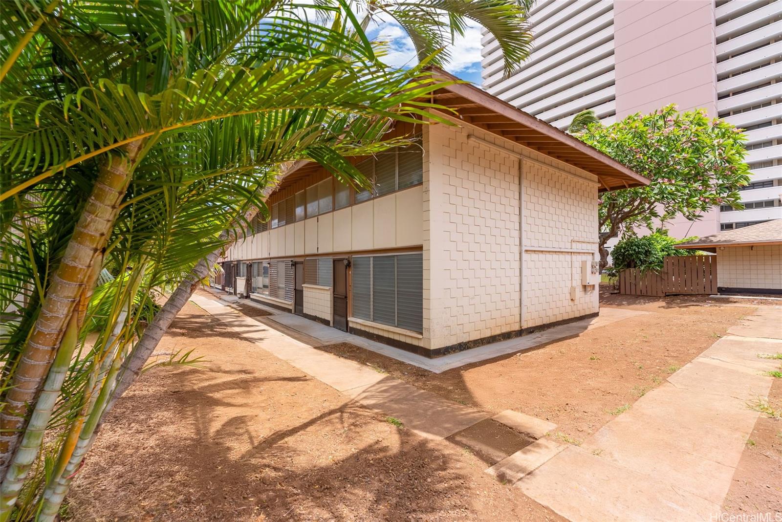 4842 Kilauea Avenue Unit 4 4842 Kilauea Avenue Unit 4