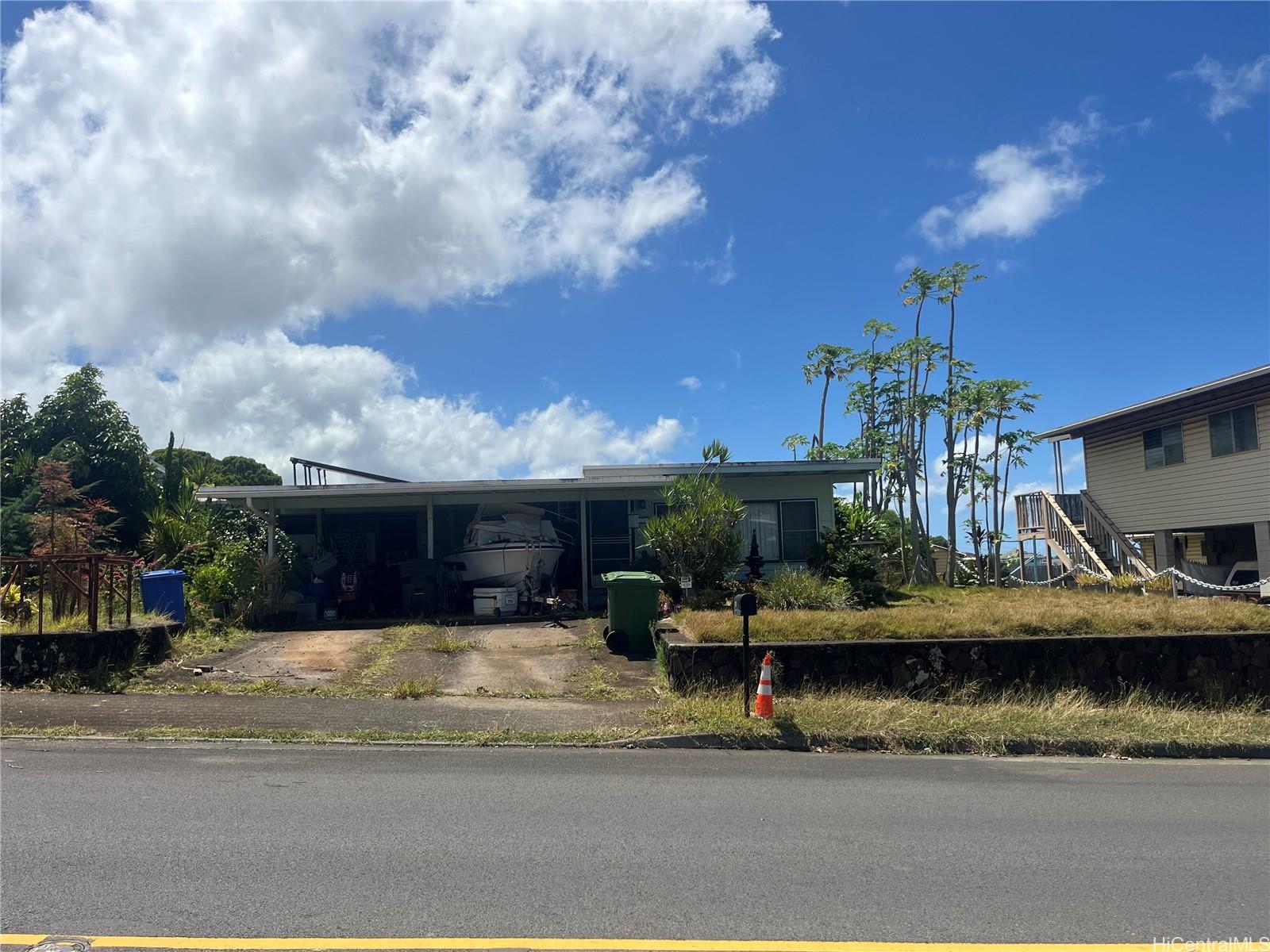 683 Hoomoana Street 683 Hoomoana Street