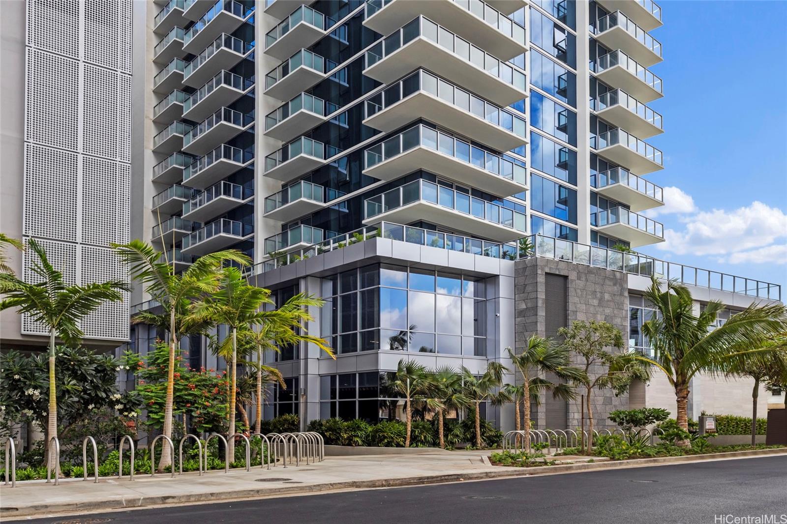 1515 Liona Street Unit 610 1515 Liona Street Unit 610