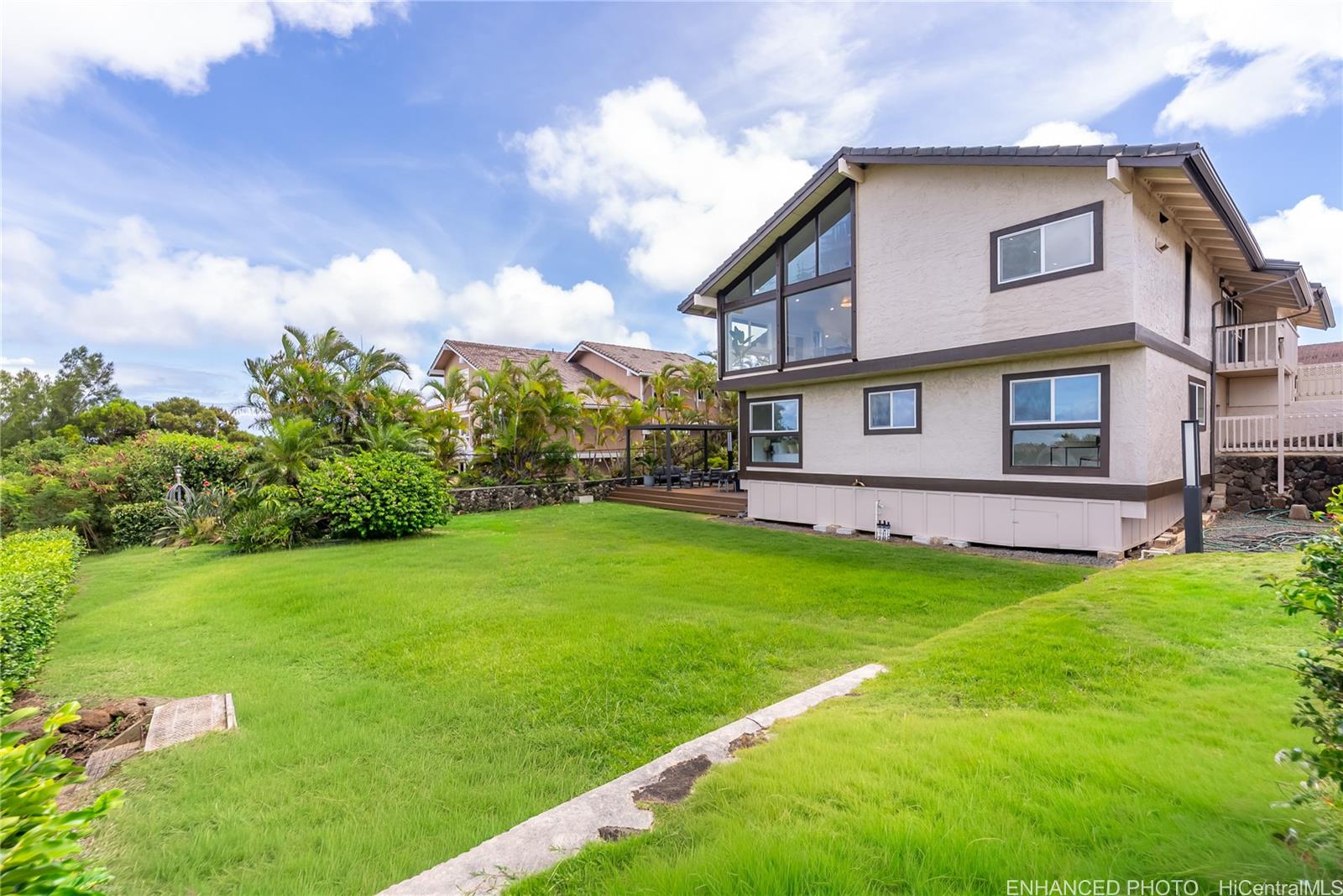 1059 Kaumoku Street 1059 Kaumoku Street